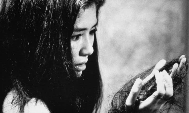 Yoshiko Tanaka dans "PLUIE NOIRE" de Shoei Imamura (1989)