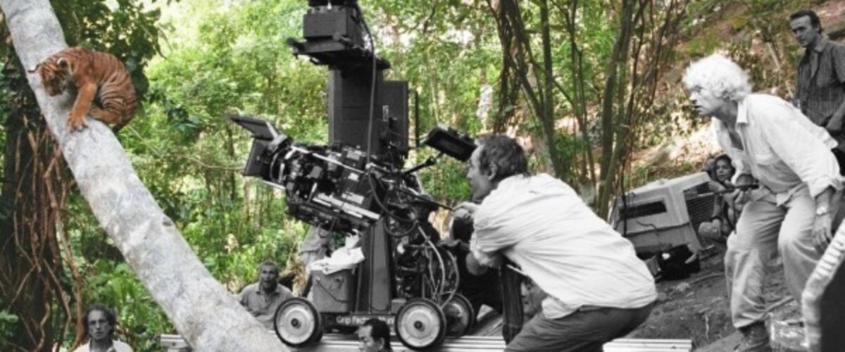 expo-j-j-annaud-vignetteRS-redimensionne-taille-600x428 (1)